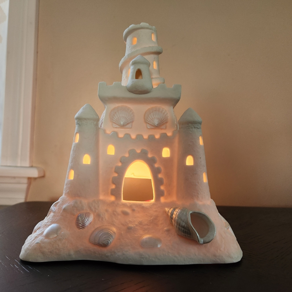 PartyLite Sandcastle #P7306 Tealight Candle Holder With Original Box & Packaging